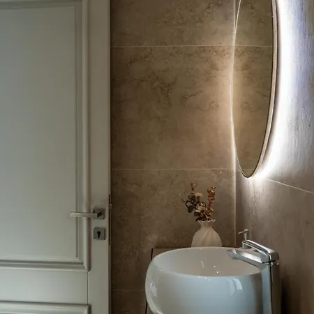 42, - Newly Renovated Traditional Maltese Townhouse With Private Pool * Żejtun